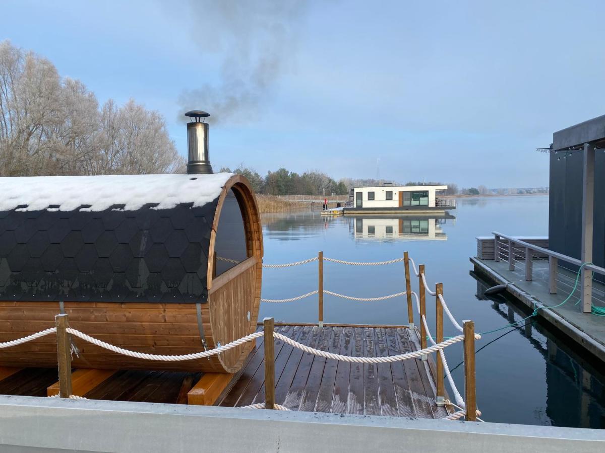 Schwimmende Ferienhaeuser Auf Dem See - Spreewald Vetschau Exterior foto